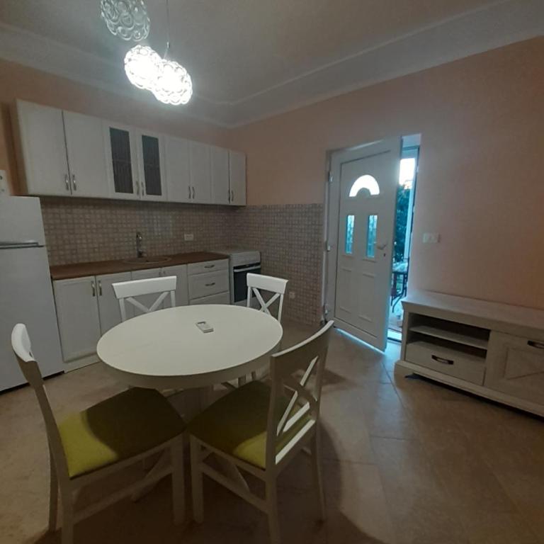 Apartmani Tanja - Apartman sa Pogledom na Vrt - 1
