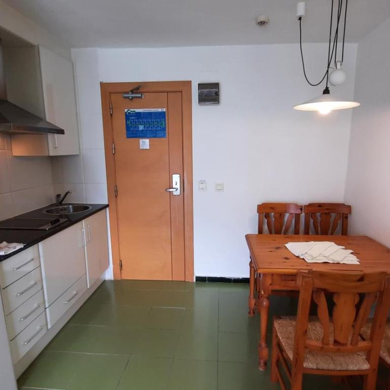 Destinos de Sol Roquetas de Mar - Montepío Minería - Apartment with Terrace and Sea View - 12