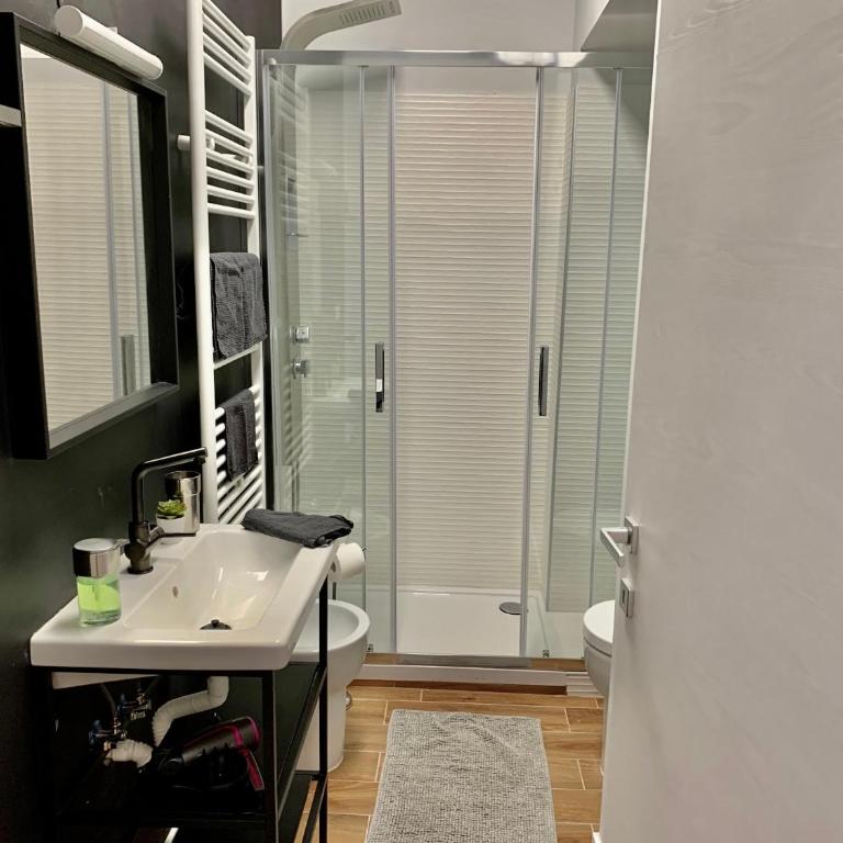 Casanova Trieste Centrale - Appartamento con 1 Camera da Letto - 1