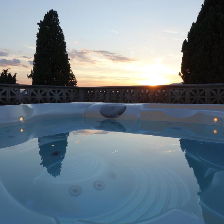 Bella di Ceciliano - Suite con Vasca Idromassaggio - 6