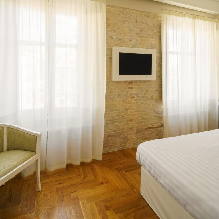 Boutique Hotel Carlo Felice - Camera Matrimoniale Superior - 7