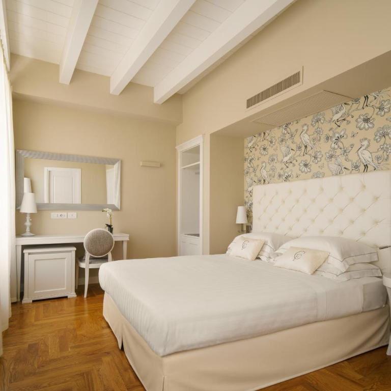 Boutique Hotel Carlo Felice - Camera Matrimoniale Superior - 5