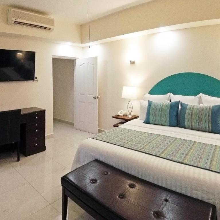 The Westmarine Waterfront Hotel - Suite Master - 12