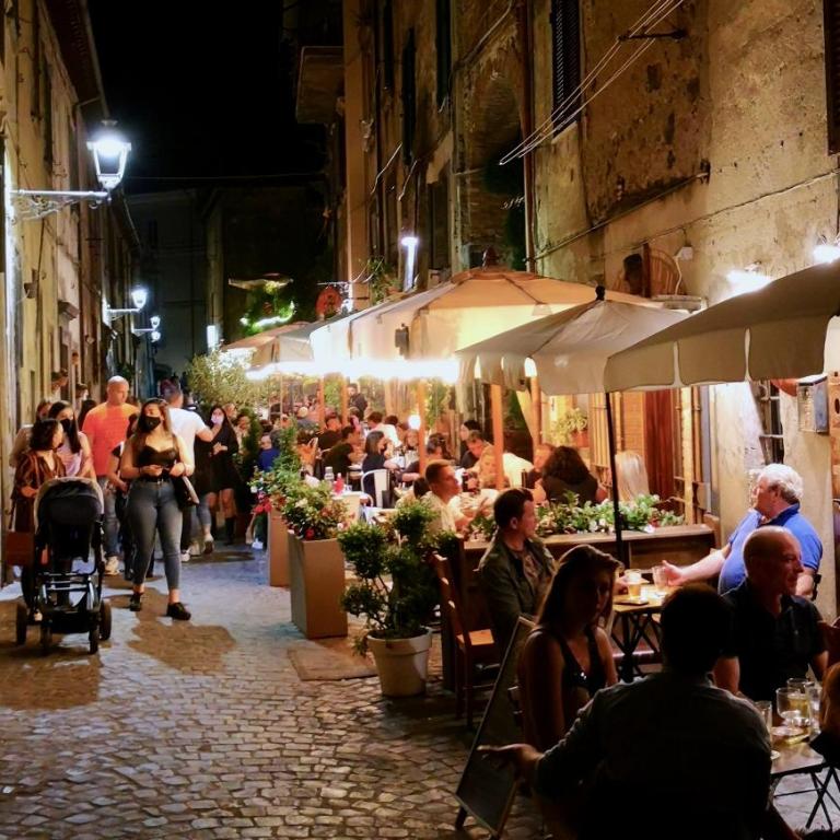 CASA PAOLINA NEL CENTRO DI BRACCIANO - Casa con 2 Camere da Letto - 75