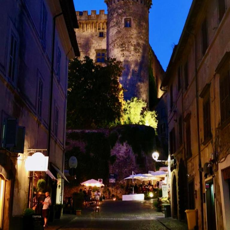 CASA PAOLINA NEL CENTRO DI BRACCIANO - Casa con 2 Camere da Letto - 74