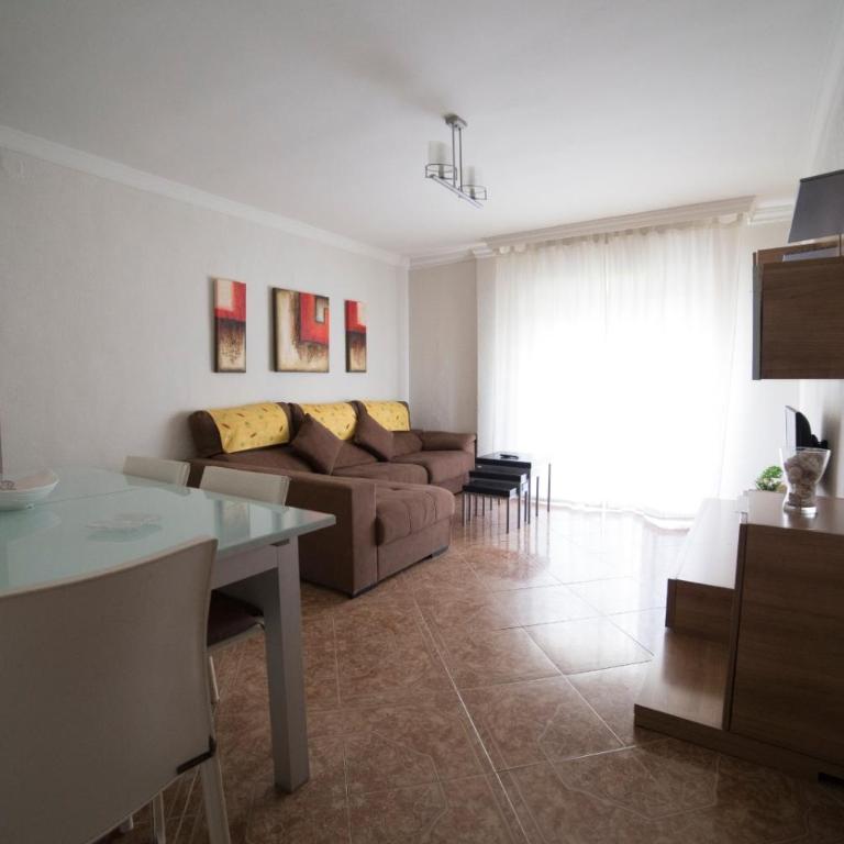 Cerquita de la Caleta by Gades Gestión - Apartamento de 3 dormitorios - 2