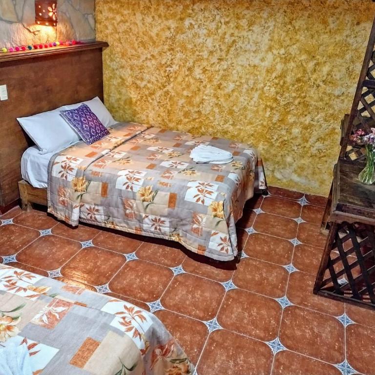 Hotel & Cava La Parroquia - Twin Room - 4