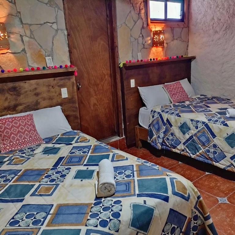 Hotel & Cava La Parroquia - Twin Room - 8