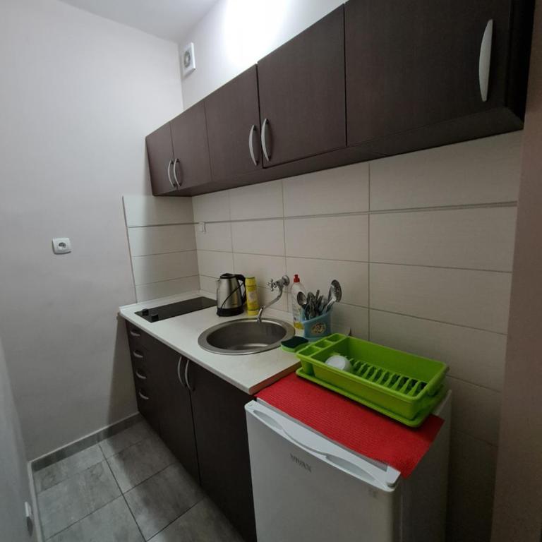 Hibiscus Guest House - Apartment - 10