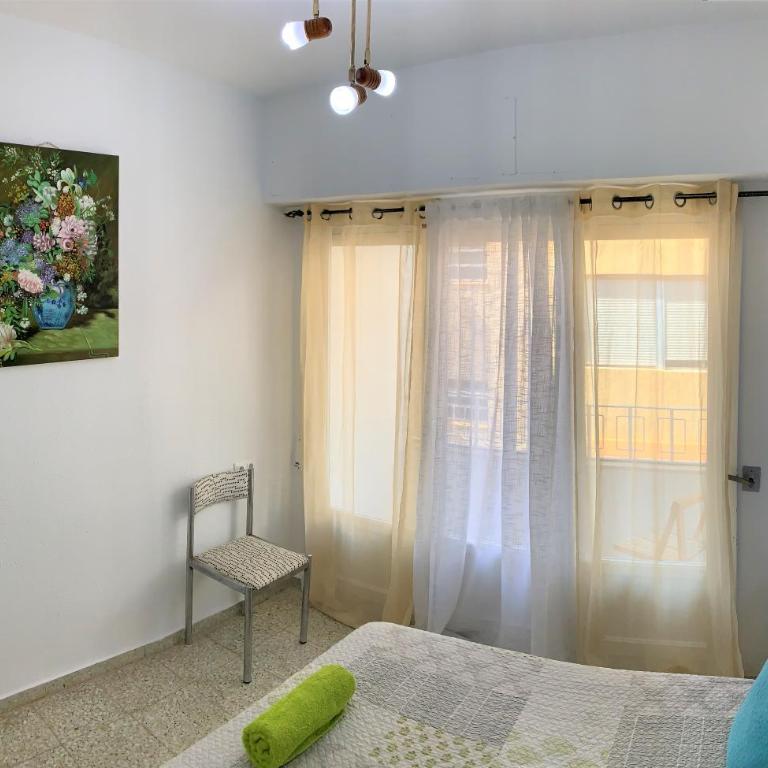 Orange Apartments - Apartment with Balcony - 8