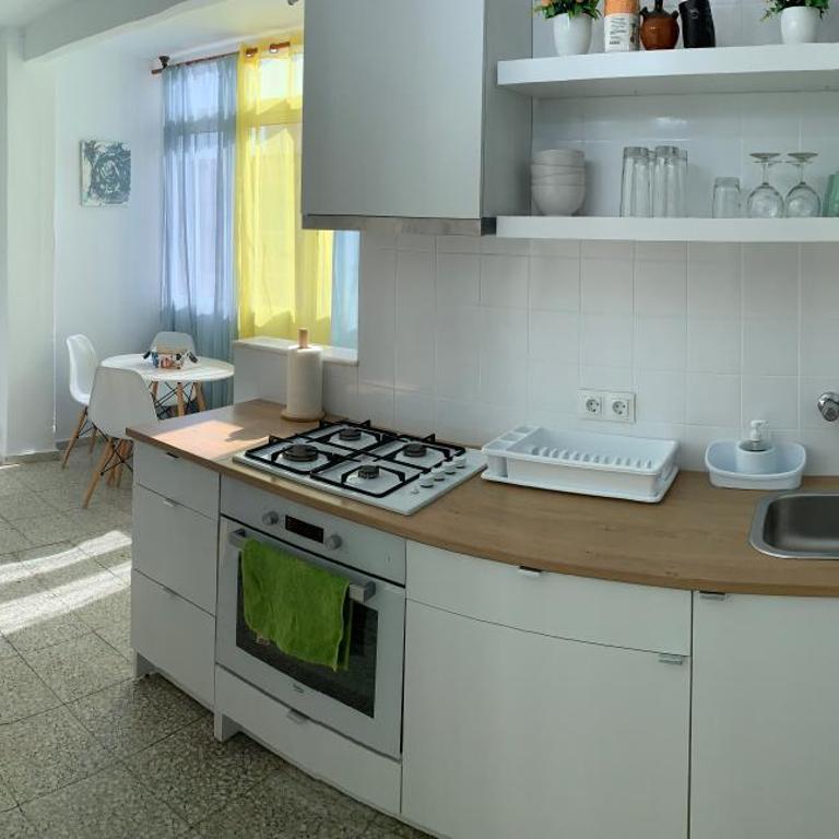 Orange Apartments - Apartment with Shower - 15