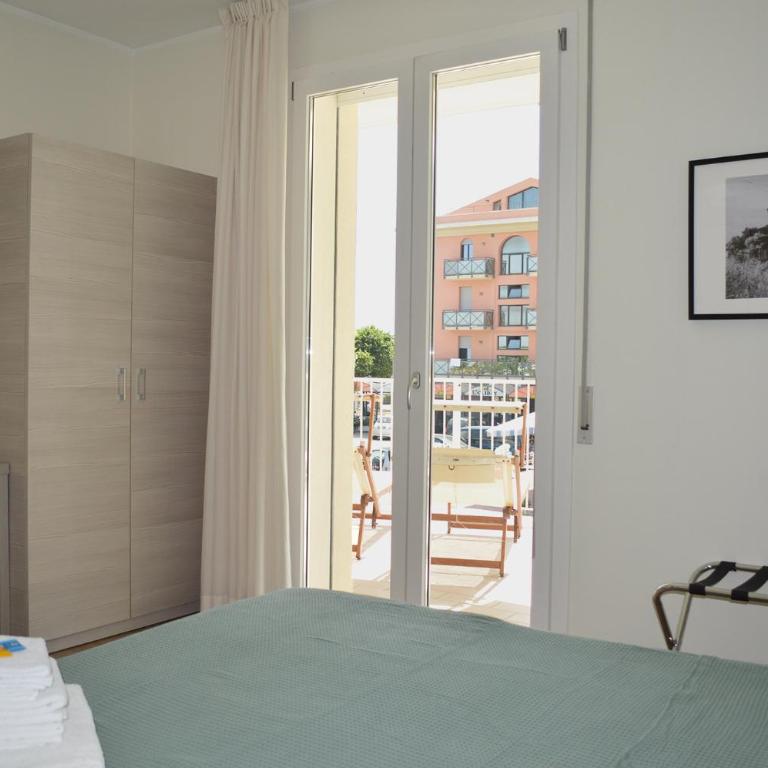 Hotel Riva e Mare - Camera Matrimoniale Deluxe con Balcone e Vista Mare - 14