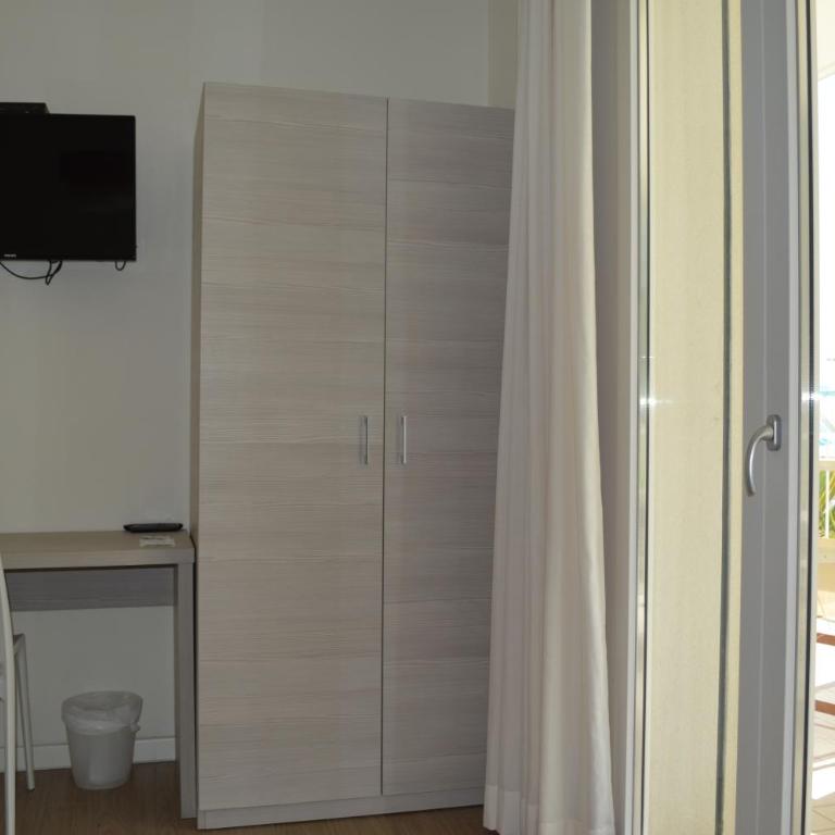 Hotel Riva e Mare - Camera Matrimoniale Deluxe con Balcone e Vista Mare - 21