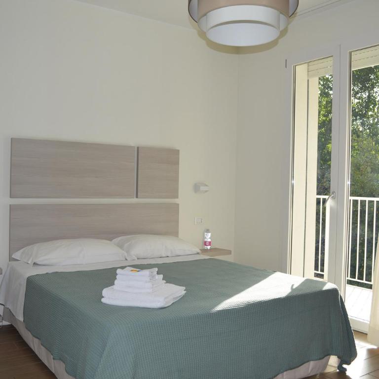 Hotel Riva e Mare - Camera Matrimoniale con Terrazza - 9