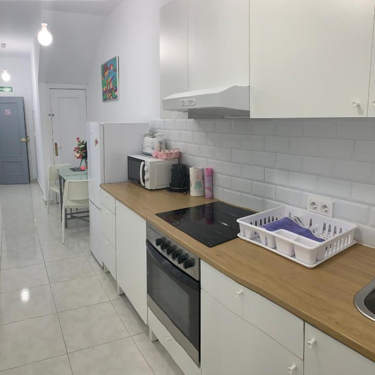 Orange Apartments - Apartment with Terrace - 7