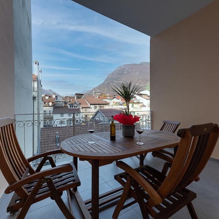 Apartments Leonardo - Apartment mit Balkon - 7