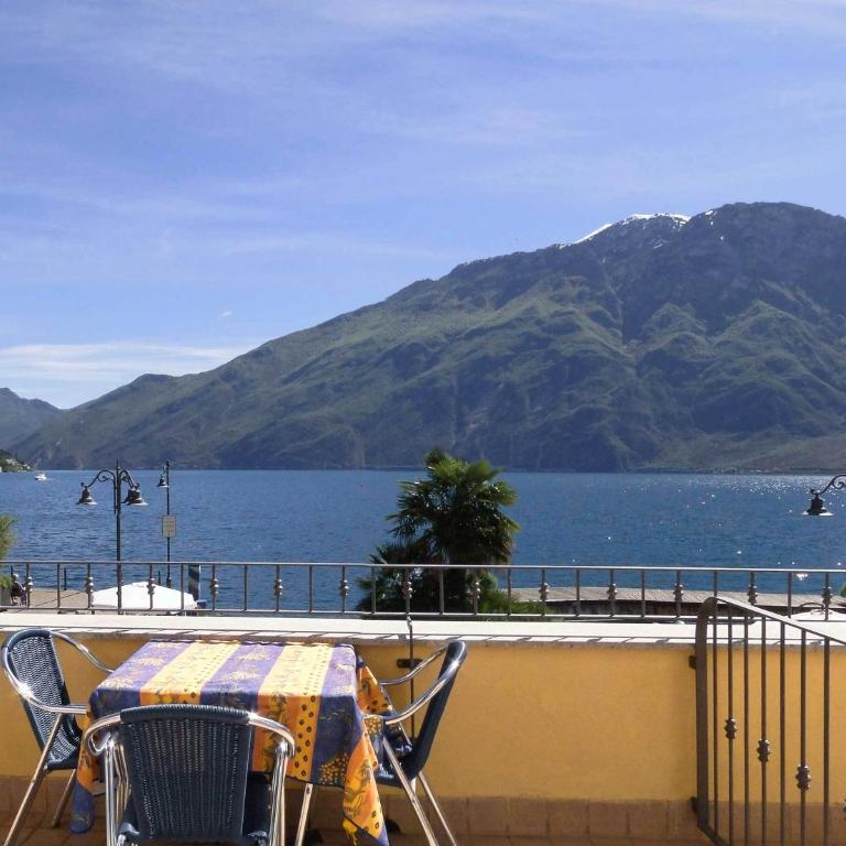 Hotel Sole - Limone - Camera Matrimoniale Comfort Plus con Terrazza e Vista Lago - 3