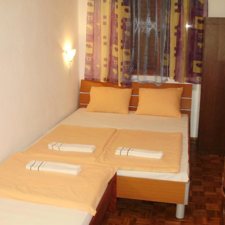 Apartments Aleksic - Trokrevetna Soba - 8