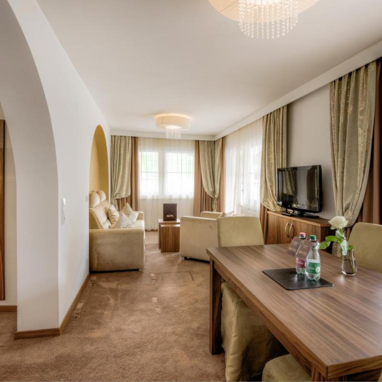 Hotel Brigitte - Suite - 2