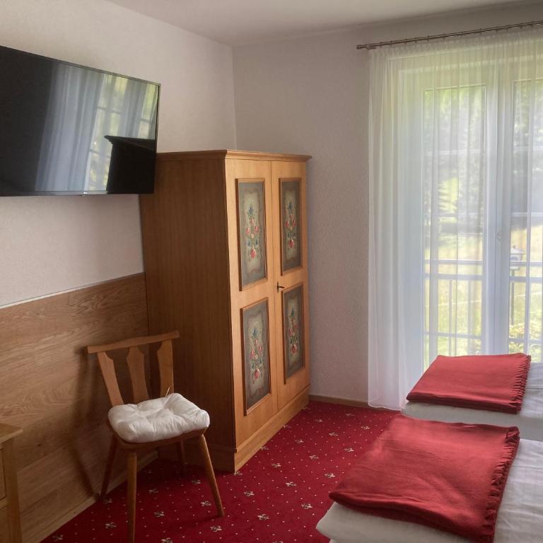 Pension Pichlbauer - Doppelzimmer mit eigenem Bad - 3
