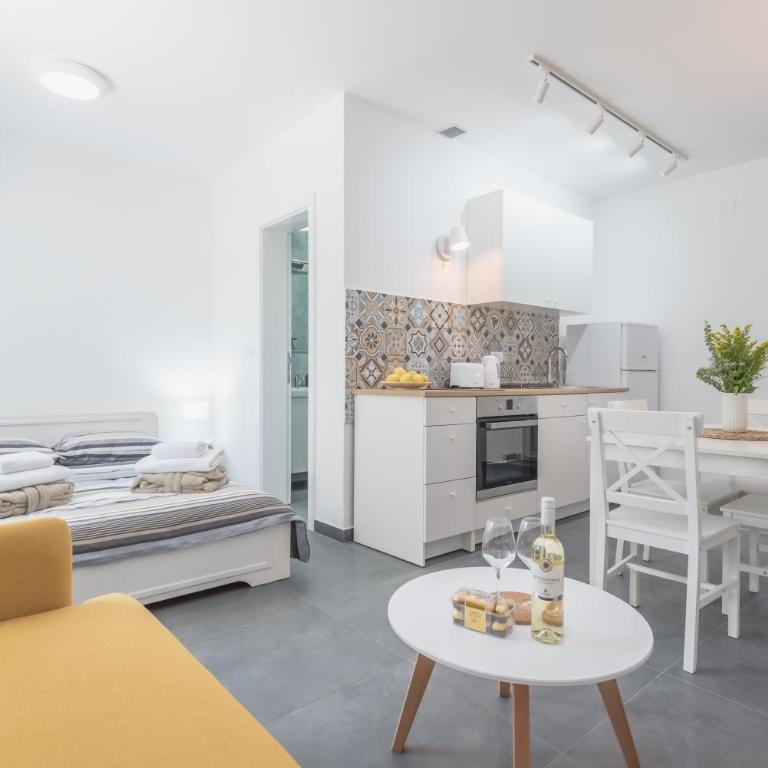 Vila Pobeda - Studio - 3