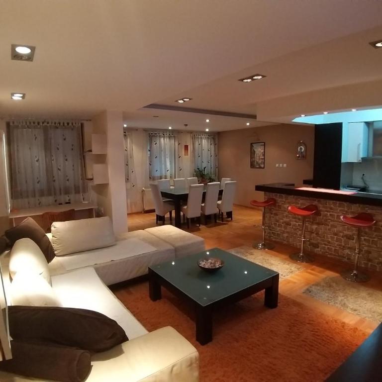 Brown Apartment - Niš Center - Three-Bedroom Apartment - 1