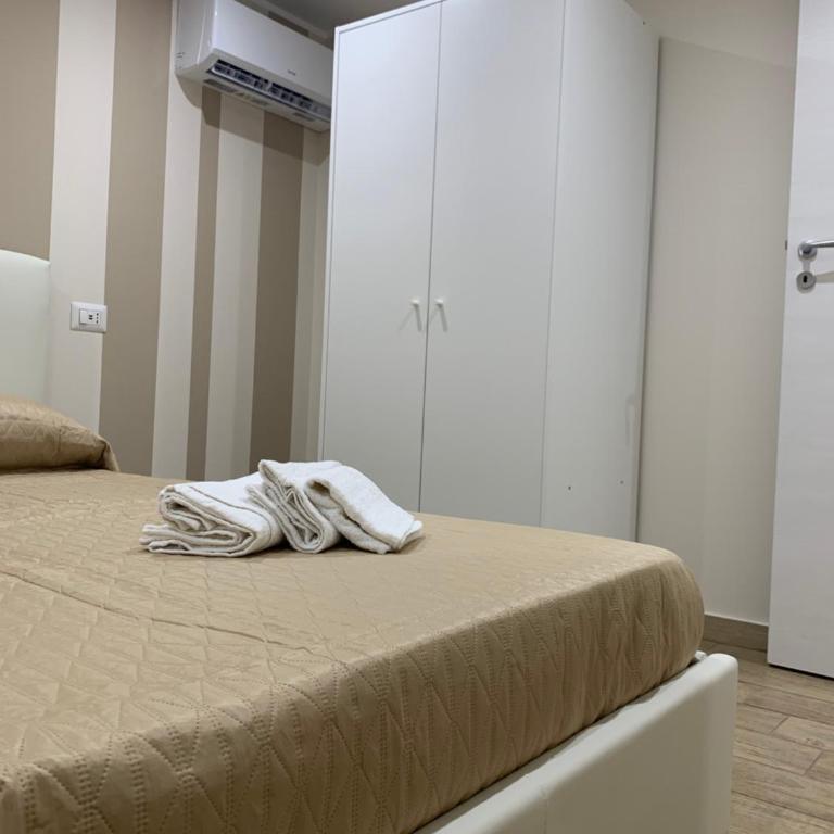 Sole & Luna - Two-Bedroom House - 17