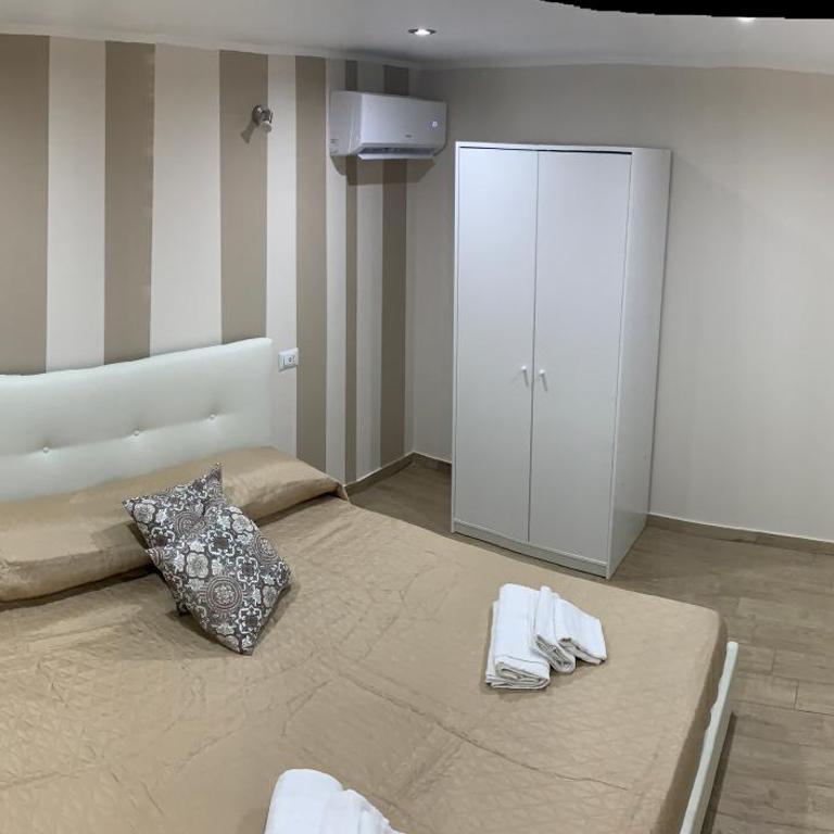 Sole & Luna - Two-Bedroom House - 18