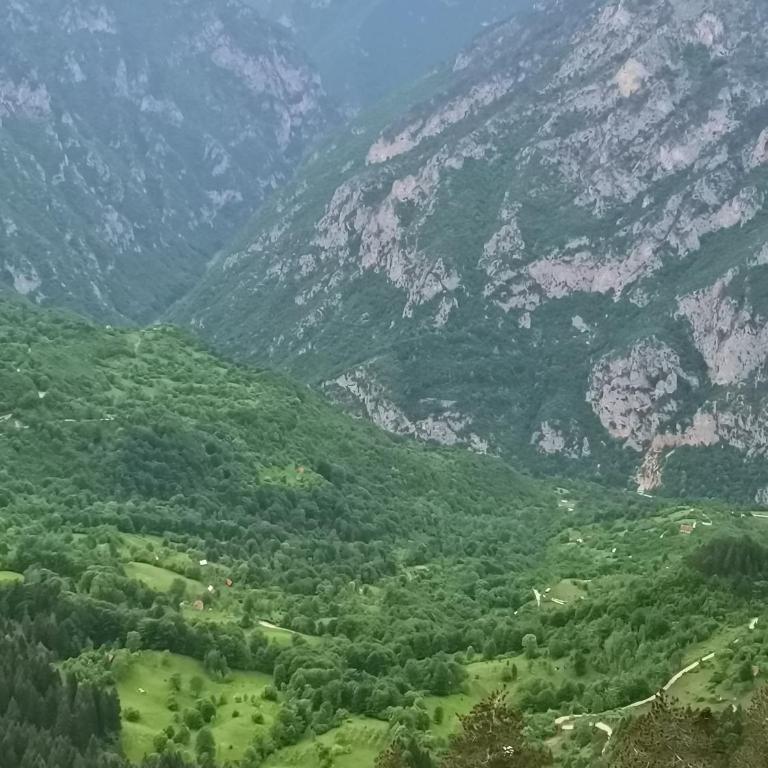 Ethno Cottage Momo Tepca - Two-Bedroom Chalet - 2