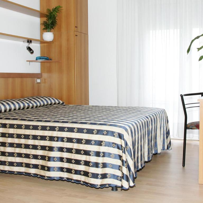 Hotel Arizona - Camera Familiare (2 Adulti + 2 Bambini) - 2