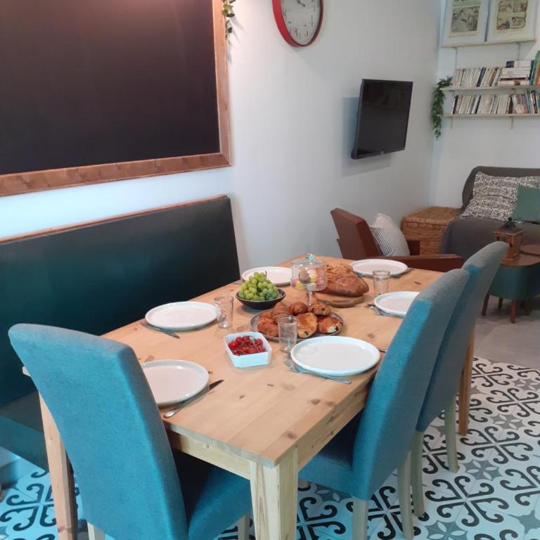 Esprit Bistrot / Rent4night Grenoble - Camera Deluxe - 9