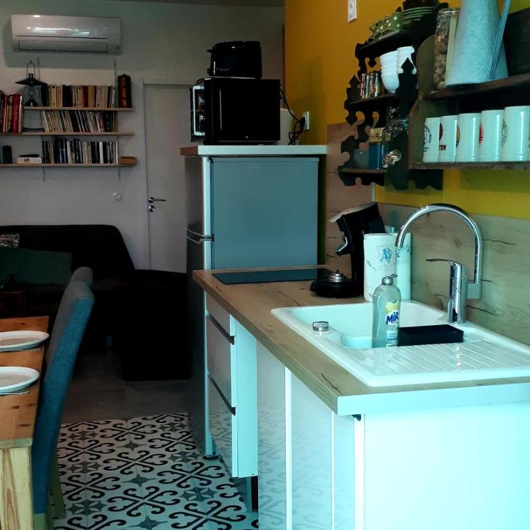 Esprit Bistrot / Rent4night Grenoble - Camera Deluxe - 12