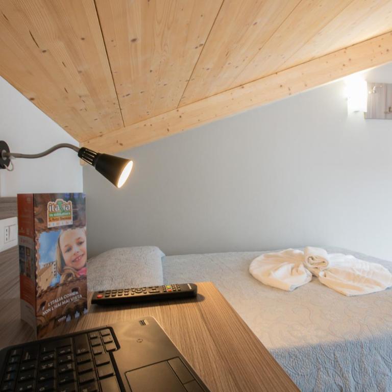 Hotel Consul - Family Hotel - Economy Double Room - 7