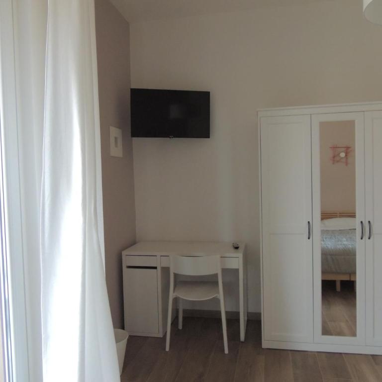 Appa49 vicino Ospedale Borgo Roma, Fiera e Univr - Monolocale con Balcone - 9