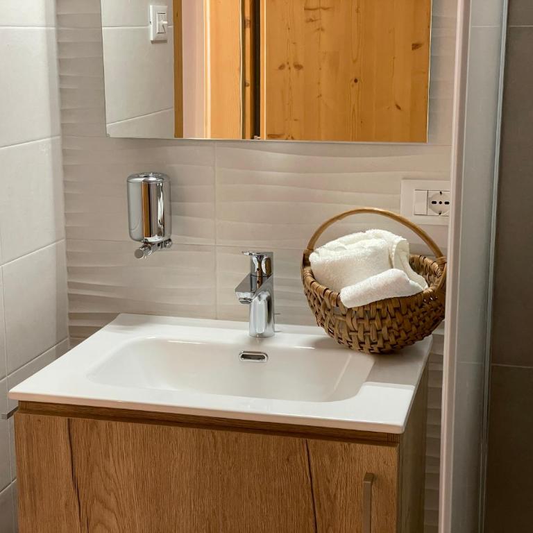 RESIDENZA LA CANONICA - Appartamento con 3 Camere da Letto - 3