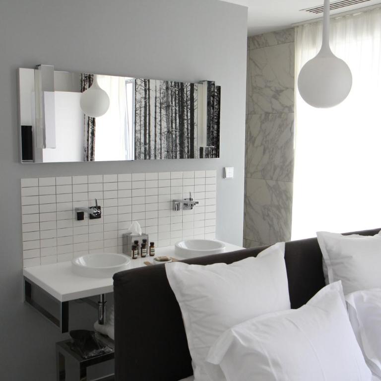 Hôtel Quatorze - Chambre Double Deluxe - 1