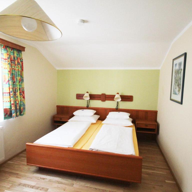 Pension Seiwald in Kötschach Kärnten - Camera Matrimoniale - 8