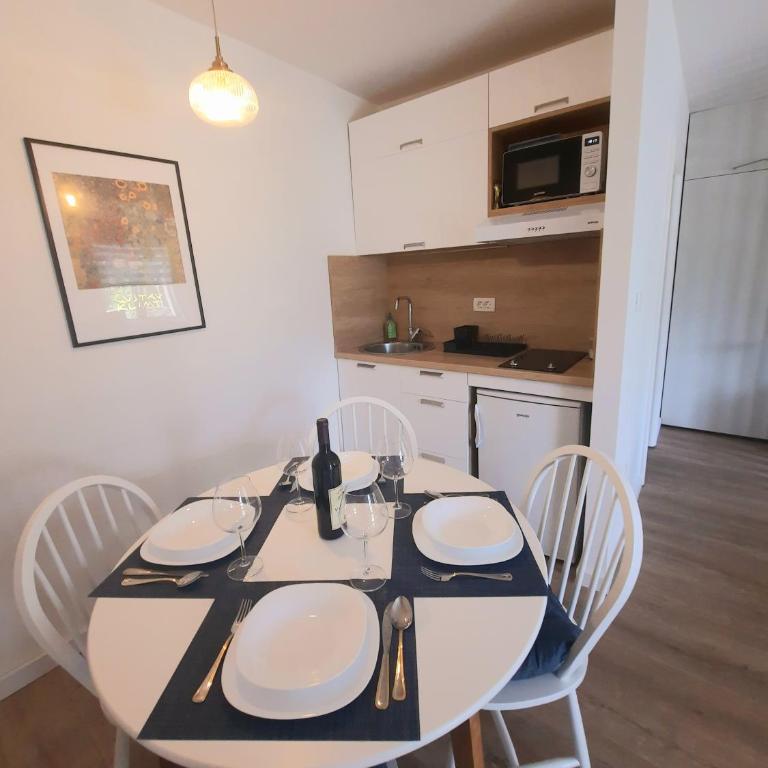 Montenegro Sea Pearl Apartments Petrovac - Studio with Balcony - 10