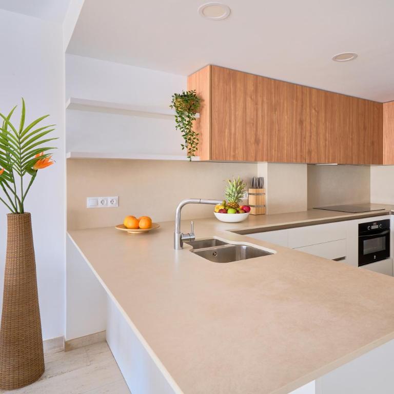 weforyou Ola Puerto Marina Apartment - Apartamento Superior - 41