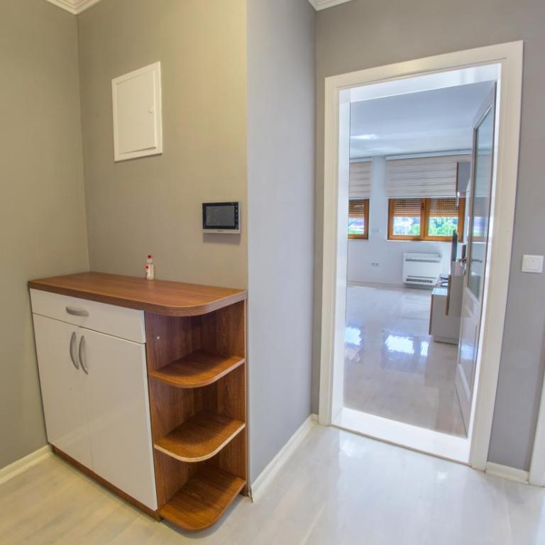Apartment Light De Luxe - with Old Bridge view - Two-Bedroom Apartment with Balcony and City View - 34