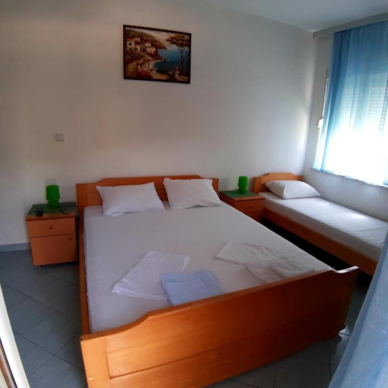 Apartments Parapid - Dvokrevetna Soba sa Bračnim Krevetom i Sopstvenim Kupatilom - 6