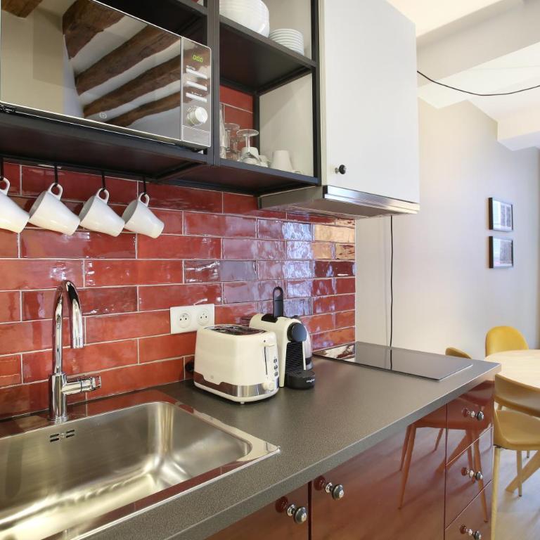Rent a Room - Aparts CADET - Studio Deluxe - 4