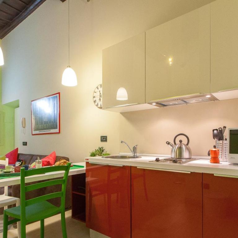 Trevi Colour- Rental in Rome - Two-Bedroom Apartment - 8