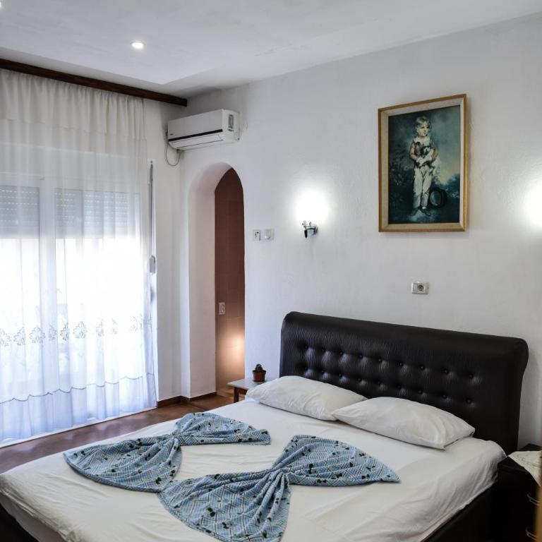 Casa Sinani - Dvokrevetna Soba sa Bračnim Krevetom i Balkonom - 12