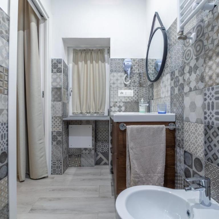 Residenza Borgo Guazzo - Camera Matrimoniale/Doppia con Letti Singoli - 3