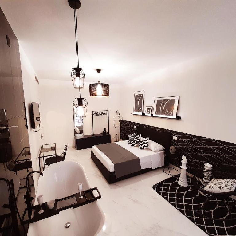 B&B Secret Suite - Camera Matrimoniale Superior - 1