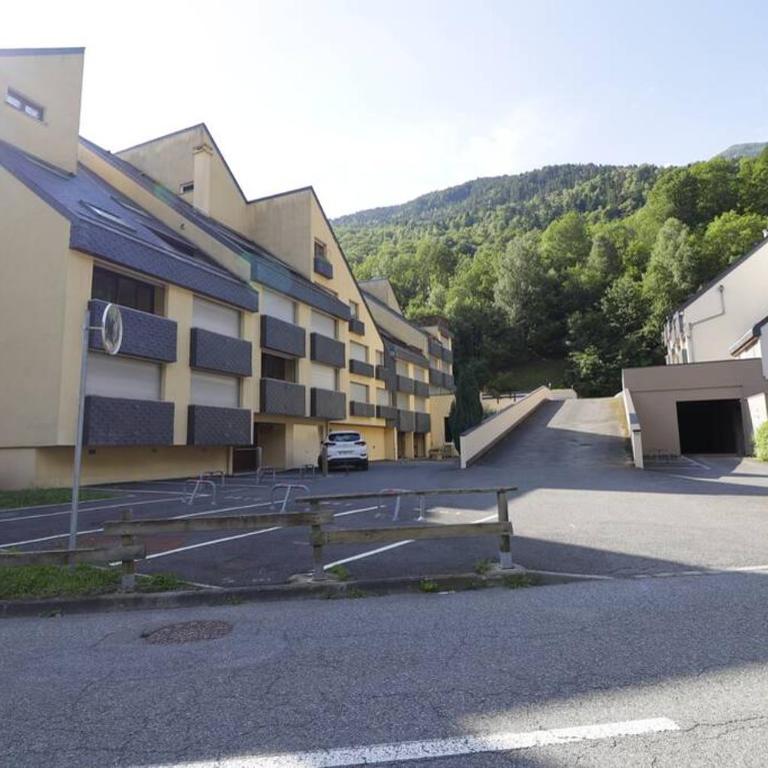 Studio St Lary village-vue montagne. - Apartamento de 1 dormitorio - 32