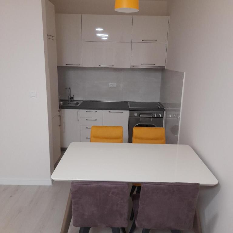 Apartment Diamond - Two-Bedroom Apartment - 11