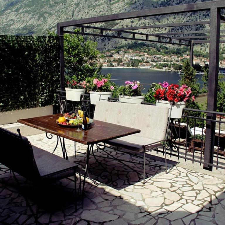 Beautiful House Lara - Two-Bedroom Villa - 1