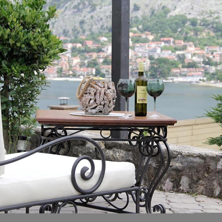 Beautiful House Lara - Two-Bedroom Villa - 50